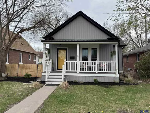 2223 E St, Lincoln, NE 68510