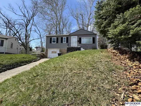 6325 Spaulding St, Omaha, NE 68104