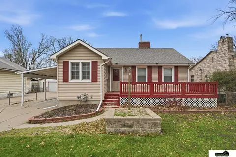 6830 Morrill Ave, Lincoln, NE 68507