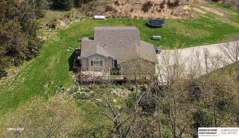 3226 Merrick Pl, Missouri Valley, IA 51555