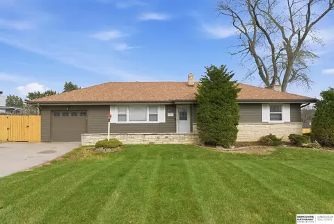 2317 S 84th St, Omaha, NE 68124