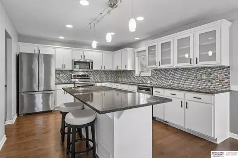 Kitchen - 610 Ruby Rd, Papillion, NE 68133 photo 1 of 3