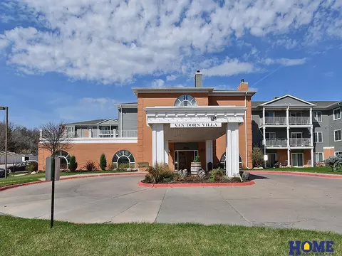 3001 S 51st St #272, Lincoln, NE 68506