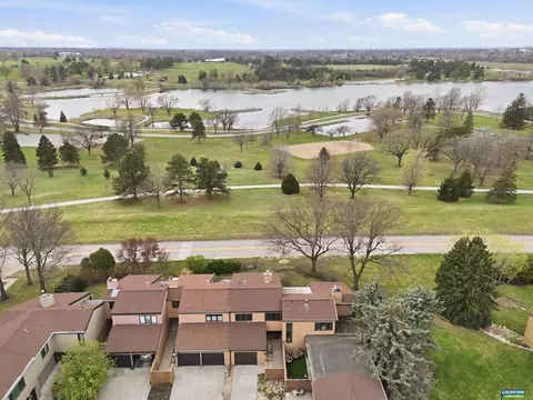 2955 Park Place Dr, Lincoln, NE 68506
