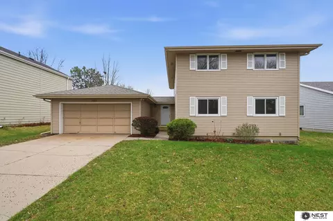 3425 Briarwood Ave, Lincoln, NE 68516
