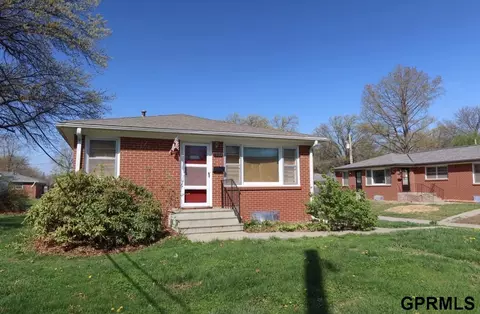 1035-1033 S 40th St, Lincoln, NE 68510
