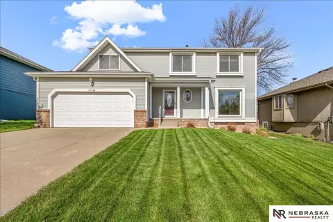 17048 M St, Omaha, NE 68135