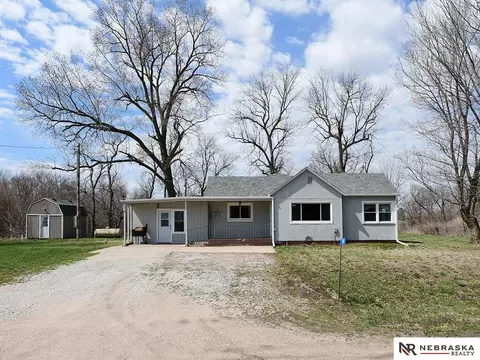 597 406th Rd, Beaver Crossing, NE 68313