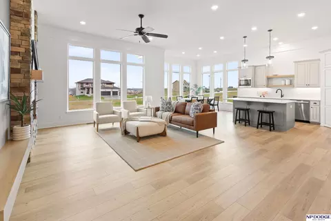 5405 N 190th St, Bennington, NE 68007