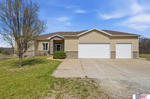 Exterior - 1530 Deer Trl, Roca, NE 68430 photo 2 of 7