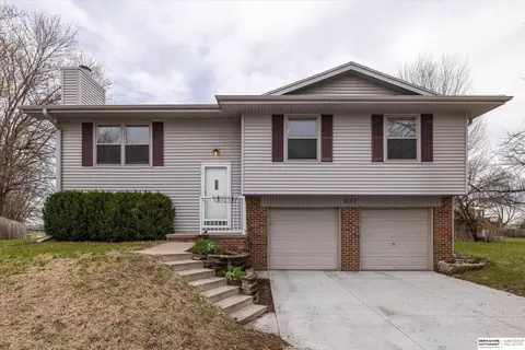2187 N 124th Avenue Cir, Omaha, NE 68164