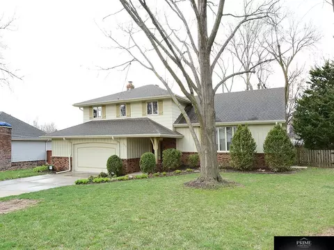 1022 S 217 Ave, Elkhorn, NE 68022
