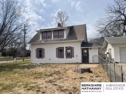 902 W 24th Ave, Bellevue, NE 68005