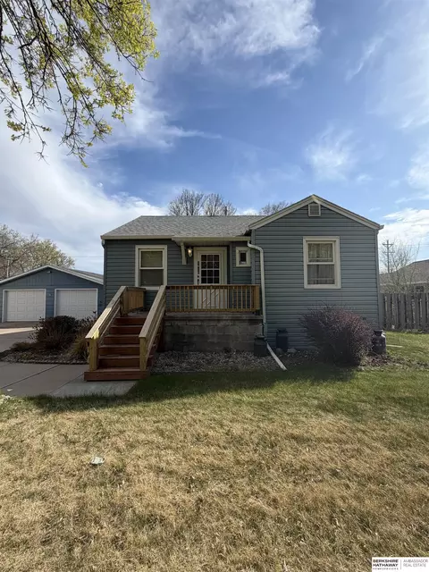 1610 W 5th St, North Platte, NE 69101