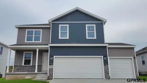 5557 N 186 Ave, Elkhorn, NE 68022