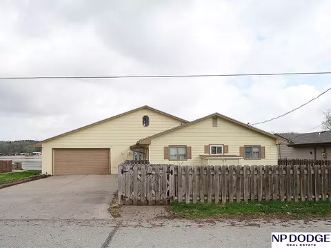 2710 Annabelle Dr, Bellevue, NE 68123