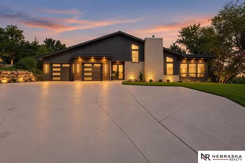 2248 South St, Blair, NE 68008