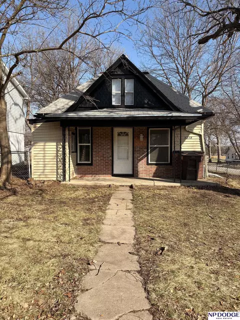 5358 Bancroft Ave, Lincoln, NE 68506
