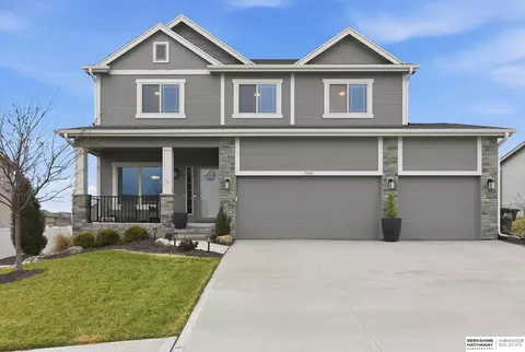 7160 N 165th St, Bennington, NE 68007