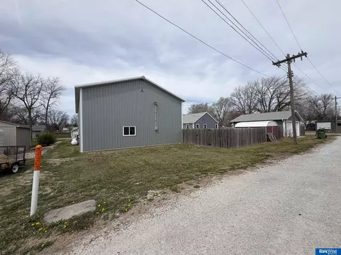Exterior - 247 4th St, Hampton, NE 68843 photo 9 of 11