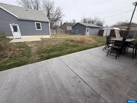 Exterior - 247 4th St, Hampton, NE 68843 photo 8 of 11