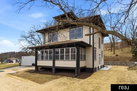 19378 Mudhollow Rd, Council Bluffs, IA 51503