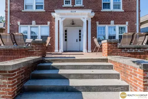 5114 Dodge St, Omaha, NE 68132