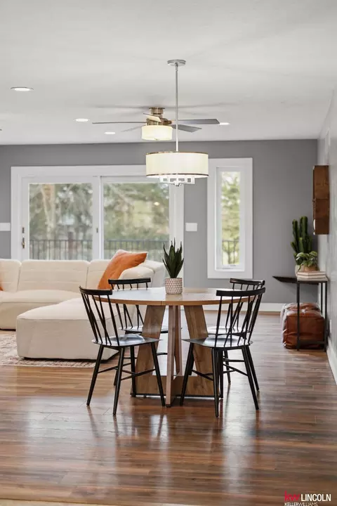 Dining - 1305 S 4th Ave, Beatrice, NE 68310 photo 1 of 1