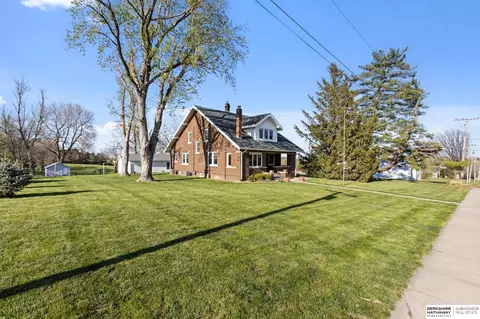 408 Hillside Ave, Yutan, NE 68073