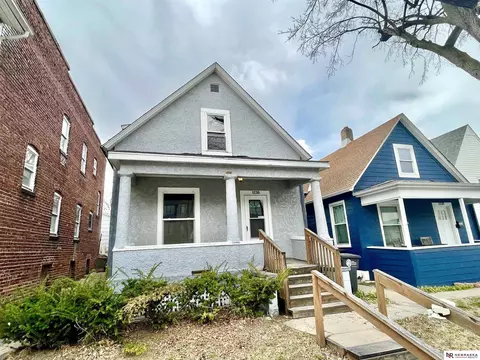 1230 S 11 St, Omaha, NE 68108