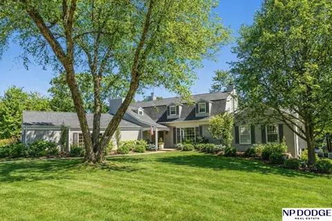 8707 Woolworth Ave, Omaha, NE 68124