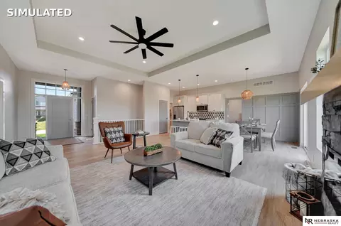 7444 Maxine Dr, Lincoln, NE 68516