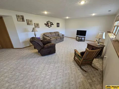 Living - 511 Clearwater Cir, Beatrice, NE 68310 photo 2 of 2