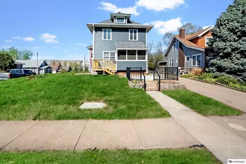 3224 S 32nd Ave, Omaha, NE 68105