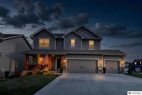 21356 H St, Elkhorn, NE 68022