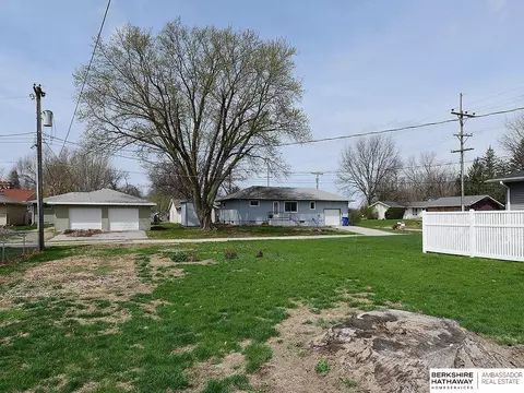 Exterior - 613 8th St, Scribner, NE 68057 photo 6 of 7