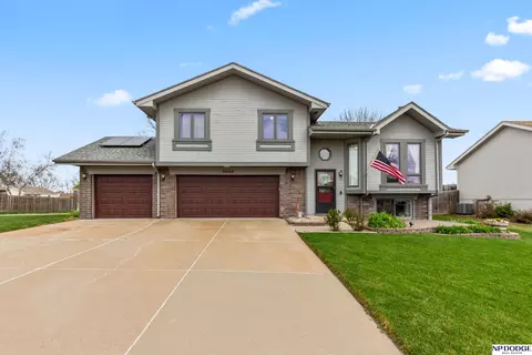 15240 Robin Dr, Omaha, NE 68138