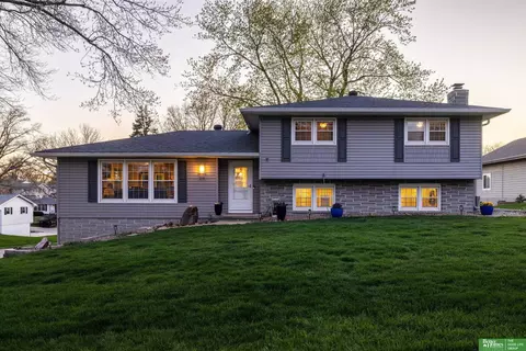 3348 S 114 Ave, Omaha, NE 68144