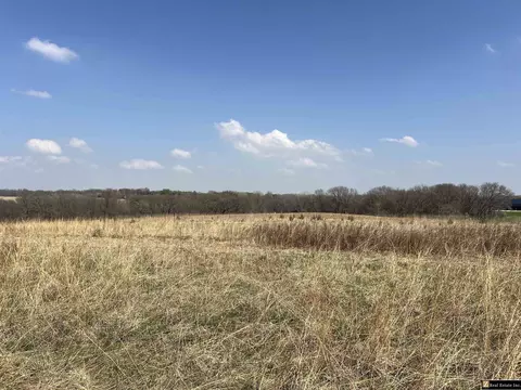 2733 Antler Ave, Fremont, NE 68025
