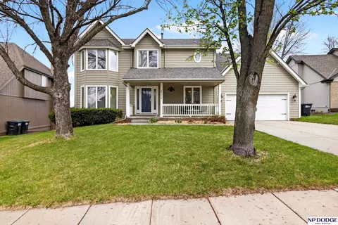 16116 Davenport St, Omaha, NE 68118