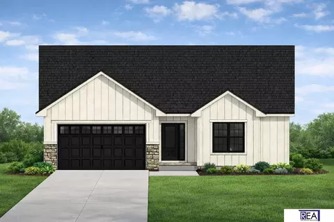 8910 Reed St, Papillion, NE 68046