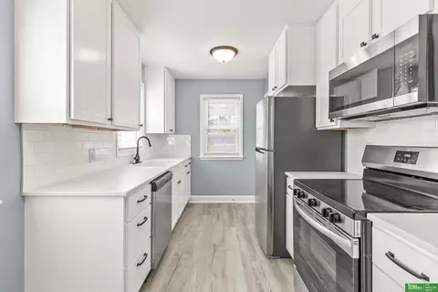 4602 N 47th St, Omaha, NE 68104