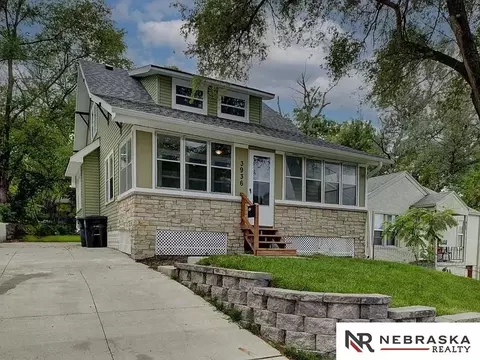 3936 N 39 St, Omaha, NE 68111