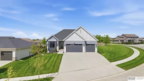 2316 N 182nd Ave, Elkhorn, NE 68022