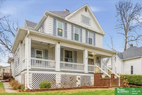 2204 N 48 St, Omaha, NE 68104