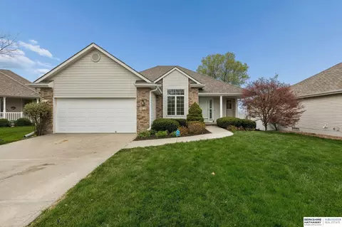 9810 S 175th Cir, Omaha, NE 68136