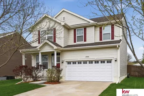 2604 Raven Ridge Dr, Bellevue, NE 68123