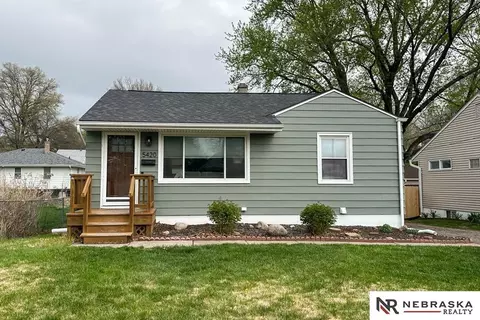 5420 Pine St, Omaha, NE 68106