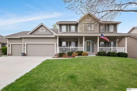 17457 I St, Omaha, NE 68135