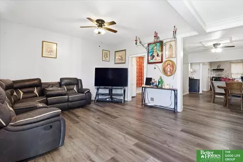 1334 S 25 St, Omaha, NE 68105